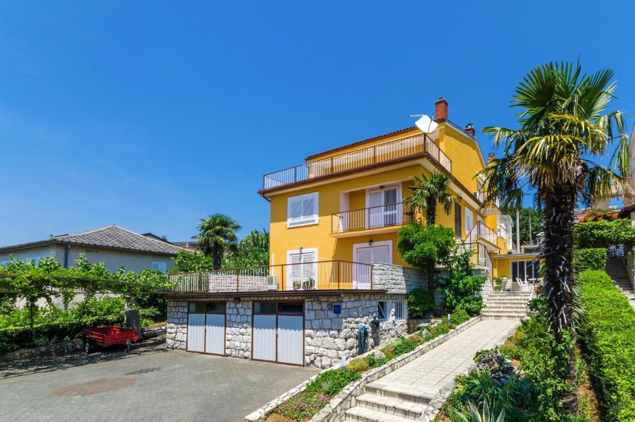 Blazi Apartment Crikvenica Exterior foto